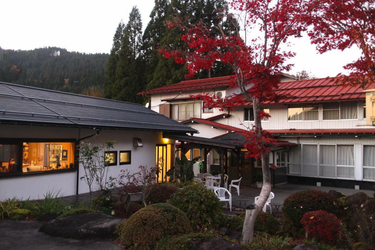 Hotel Kozaemon à Gujō Extérieur photo